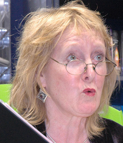 Författarporträtt Michelle Magorian