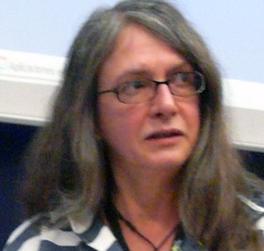 Författarporträtt Louise Cooper