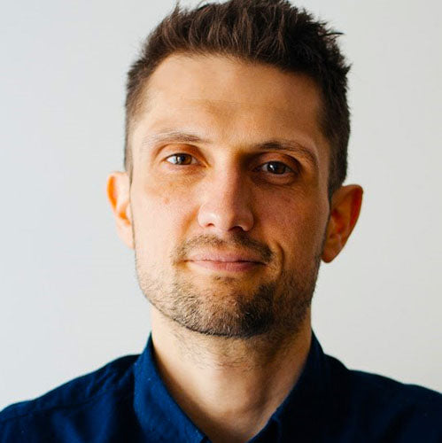Författarporträtt John Hickman
