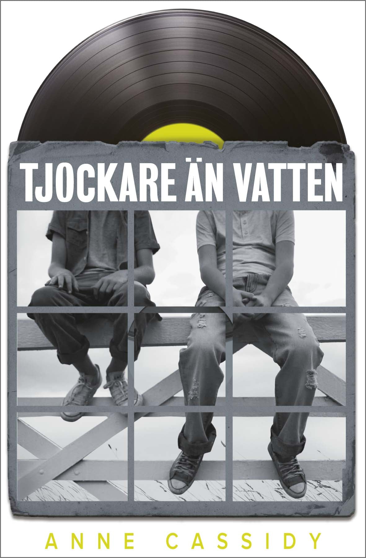 Bokomslag för Tjockare än vatten